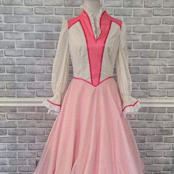 Vintage Pink 70s Dress Gown Prairie Cottage Victorian Period Costume Handmade - Picture 4 of 9